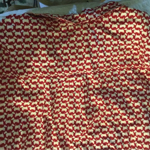 Charter One Blouse  🌺[2/$40.00]🌺 - Picture 6 of 10